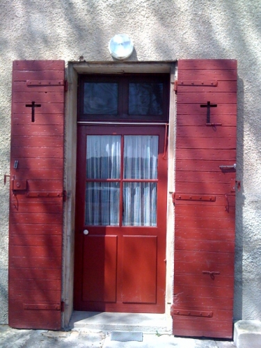 porte michel g religieuses Charles de faucault a Aix en provence.jpg